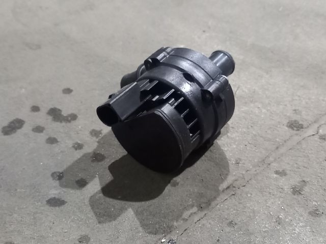 bontott RENAULT MASTER Vízpumpa